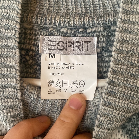 Esprit 100% wool sweater M (would fit L too) - Picture 3 of 3